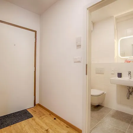 Cvernovka Business&leisure By Kovee